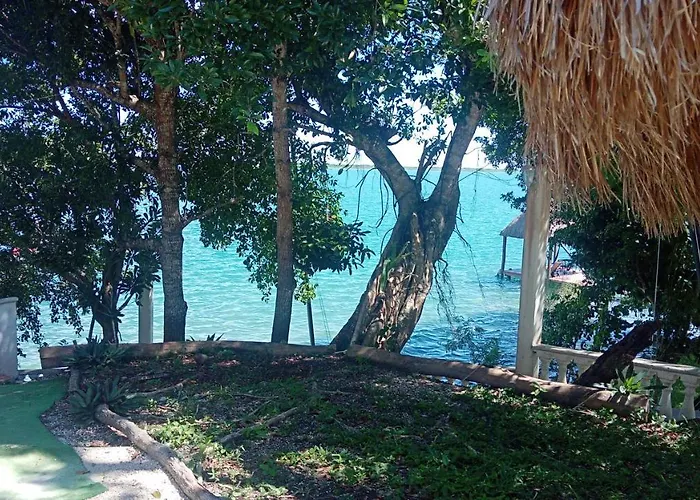 Veleando Ando Cabañas Bacalar